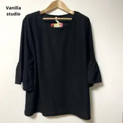 Vanilla studio 黒 5分袖 トップス 4L 大きいサイズ