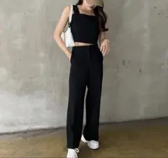 RiLi ブラック セットアップ タンクトップとパンツ
