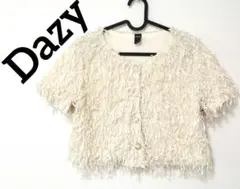 Dazyデイジー　アイボリー ショート丈 トップス半袖フリンジデザイン