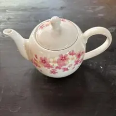 早い者勝ち　美濃焼　桜柄ポット　新品未使用