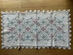 戸塚刺しゅう テーブルセンター