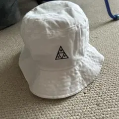 huf バケットハット　白