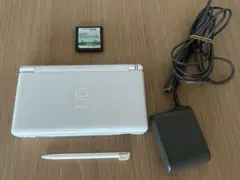 ニンテンドーDS Lite 本体、充電器、タッチペン付き