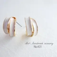Item thumbnail for item 77e9fb92-6410-4624-a608-ff86ff6a35a9
