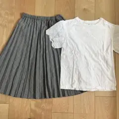 UNIQLOホワイトTシャツとグレーのプリーツスカートセット