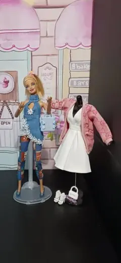 バービーのお洋服と小物