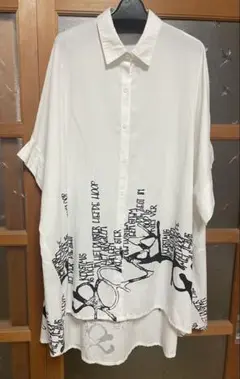 【美品】チュニックシャツブラウス　LAVIMORE ビックサイズ　ゆったりサイズ