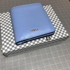 FURLA二つ折りミニ財布