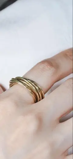 hum リング　6号　7/22 までのお値下げ16万円❣️ hum リング 6号 7/22 までのお値下げ16万円❣️ hum リング