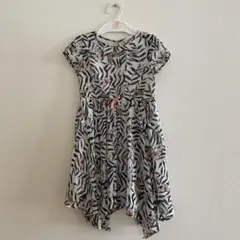 H&M 総柄　ワンピース　3/4y 100 110 バタフライ