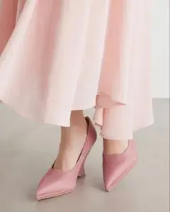 新品•箱付き★リエンダ★カーヴィウェッジポインテッド　パンプス　ピンク