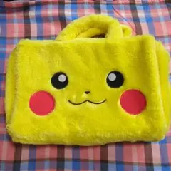 ピカチュウ もふもふバッグ ポケモン