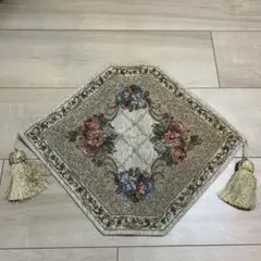新品　花柄刺繍 ジャカード織り　マット　テーブルセンター