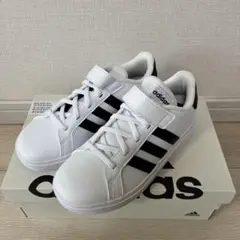 Item thumbnail for item 6192b5cb-ae7f-44b0-93bd-c84a04ec51e6