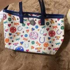 深夜限定価格価格トリバーチのハンドバッグ