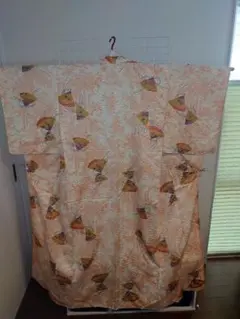 美品　しつけ付き　洗える着物　小紋　袷 地模様　扇子柄