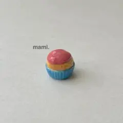 フェーヴ　シュークリーム④　フランス　フェーブ　ミニチュア陶器　f-3454