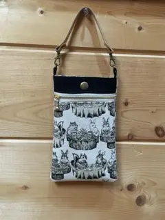 ハンドメイドスマホポーチ