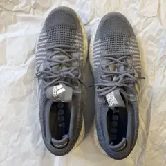 adidas Boost グレー 28cm
