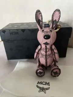 【未使用品】MCM うさぎキーホルダー