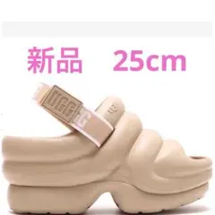 新品　UGG アーイヤーaww yeah ベージュ driftwood 厚底