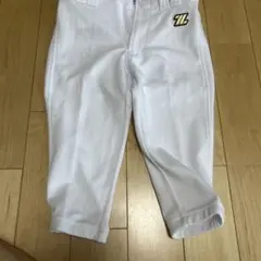 白い膝下丈野球ユニフォーム