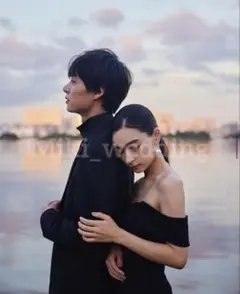 流行✴︎人気✴︎ブラックオフショルドレス　ウェディングドレス　黒　二次会　前撮り