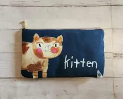 131☘️　ハンドメイド　ねこフラット柄ポーチ 20㎝