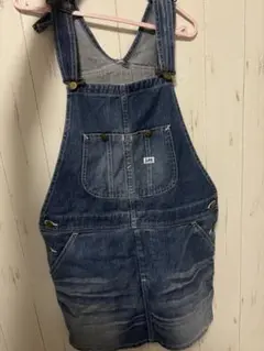 オーバーオールスカート