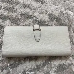 epoi ホワイトレザー長財布 多少中古感あり