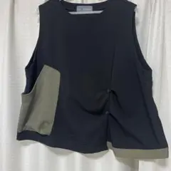 ノースリーブカジュアルトップス　ジレ　黒