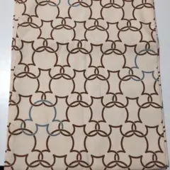 テーブルクロス　 130×220cm　ディズニー