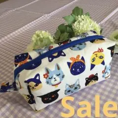 【特価】人気の可愛い　猫柄　キャラメルポーチ　ボックスポーチ　ハンドメイド♡ A