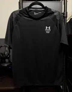 ⭐️美品 アンダーアーマー Tシャツ 半袖 ブラック Mサイズ