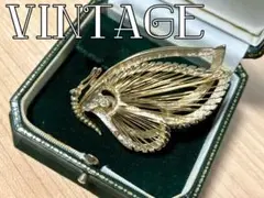 Item thumbnail for item 5b0b0ca5-d9d3-41e5-8eaf-5a593d79c8c0