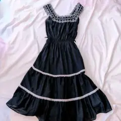 ノースリーブティアードワンピース 　黒　アメリカ製　ロリータ　古着　レース装飾