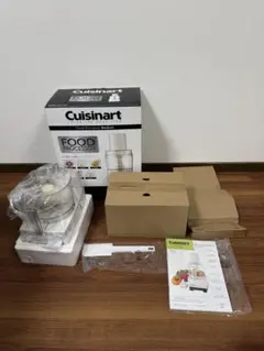【未使用品Cuisinart (クイジナート) フードプロセッサーDLC-102