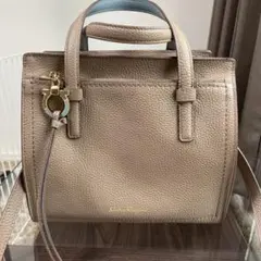 極美品 サルヴァトーレフェラガモ