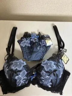 Item thumbnail for item f9029098-8351-4e60-953d-07d2b36c3897