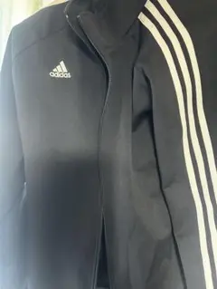 adidas 黒 ストライプジャケット