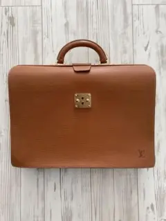 ルイヴィトン ビジネスバッグ