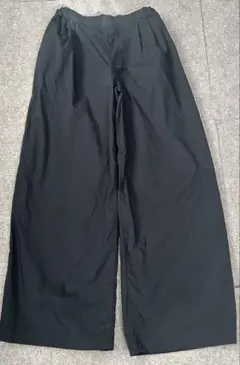 ユニクロkids ブラック タックワイドパンツ 160cm