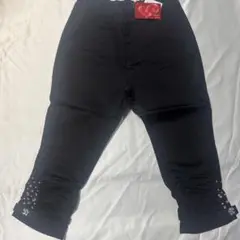 未使用★ アンドラブ　7部丈黒パンツ