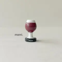 フェーヴ　グラス（赤ワイン）　フランス　フェーブ　ミニチュア陶器　f-3667