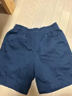 GU ネイビーショートパンツ