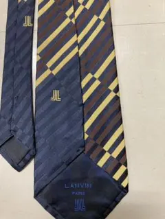 新品　LANVINのネクタイです。