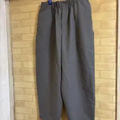 GU ワイドパンツ