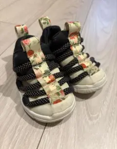 Nike ノービス 花柄 スニーカー
