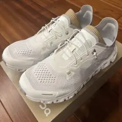 美品　Cloud 6 Coast ホワイト26センチ