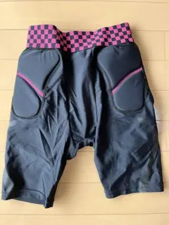 【美品】スノーボード プロテクター